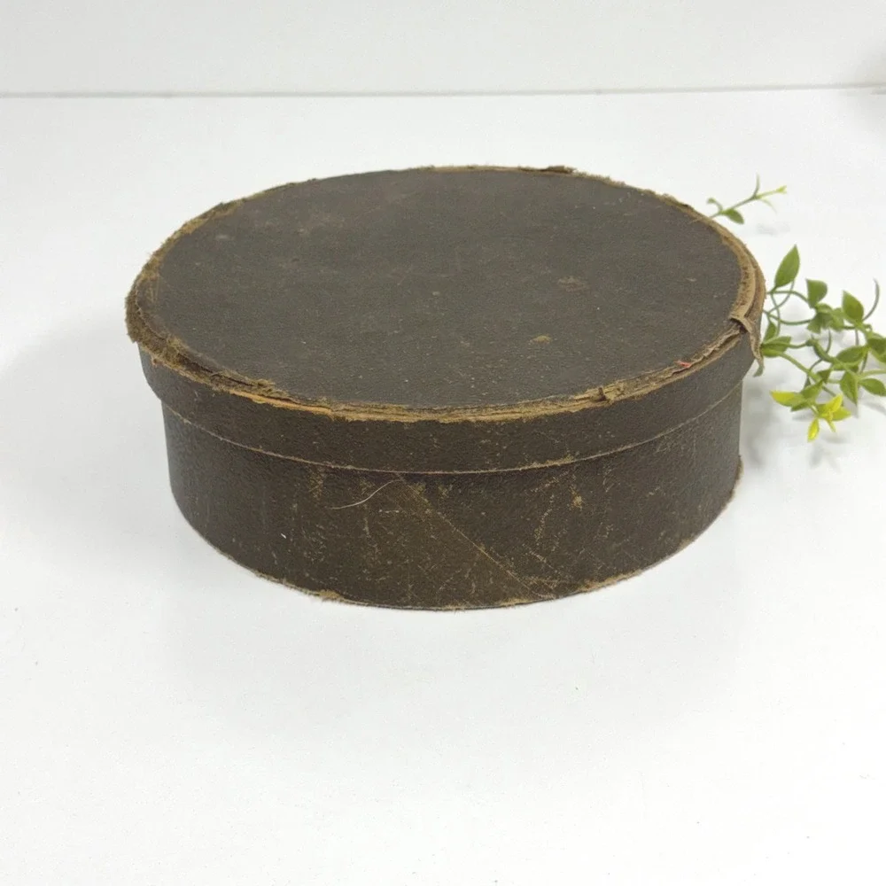 Vintage Round Cardboard Collar Hat Box faux leather Dk Brown Millinery Mold